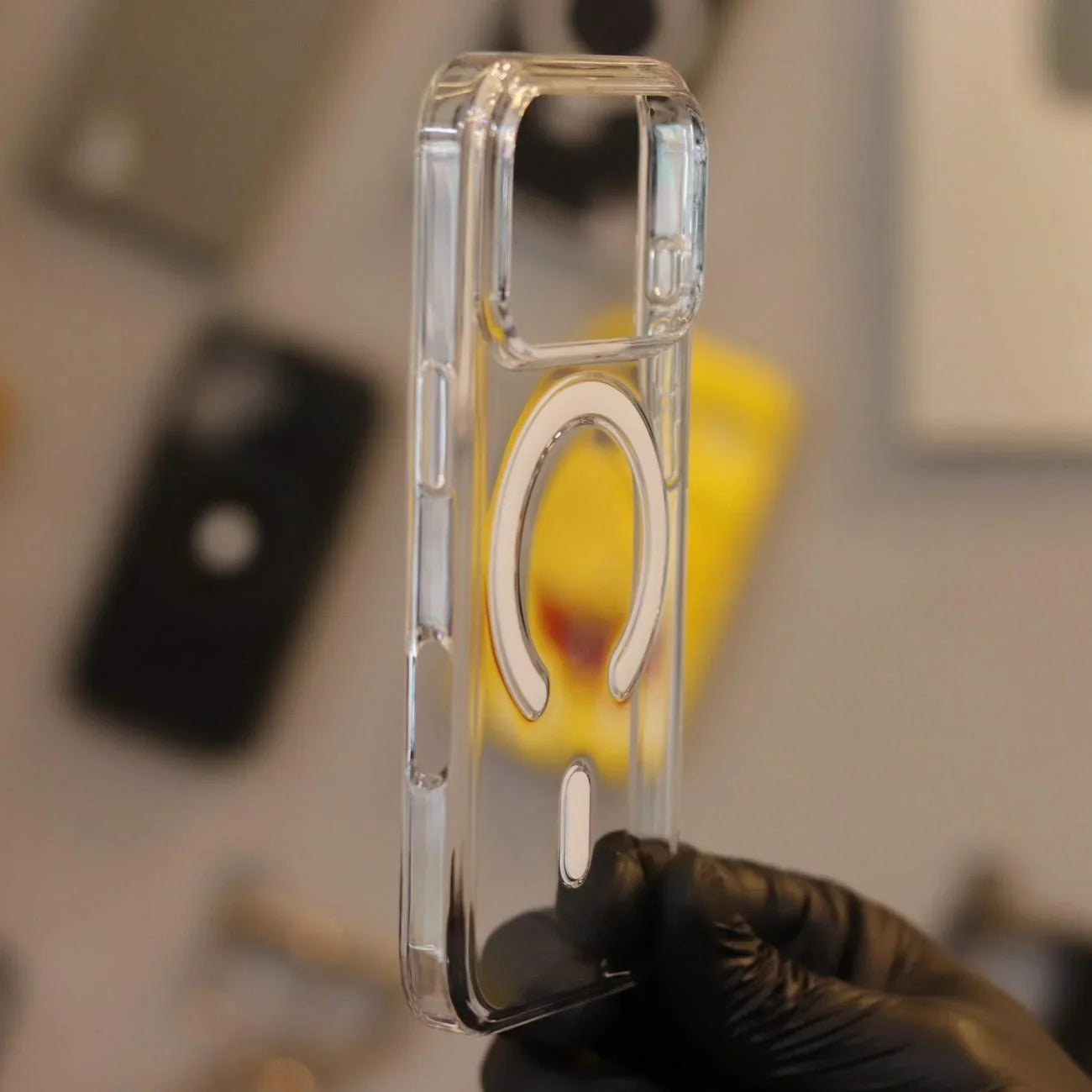 Original IC MagSafe Clear Cover – Anti-Yellowing