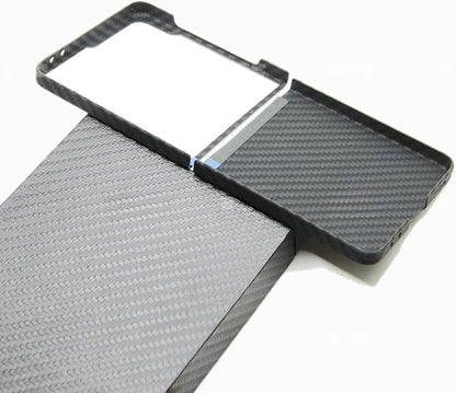 Carbon Fiber Texture Case Z Flip 7 Black – Folded View
