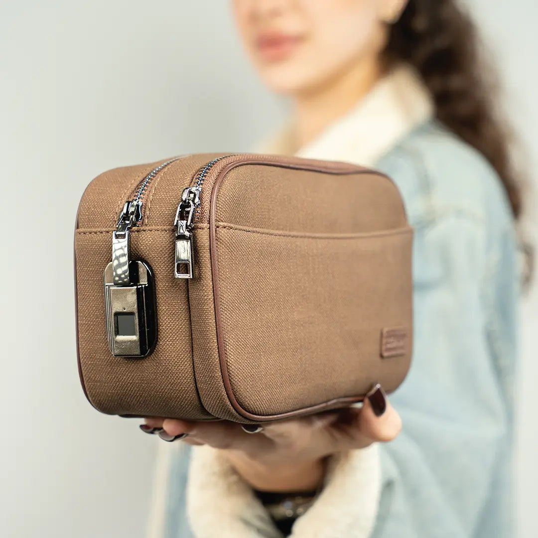 Green Lion Valencia Fingerprint Bag