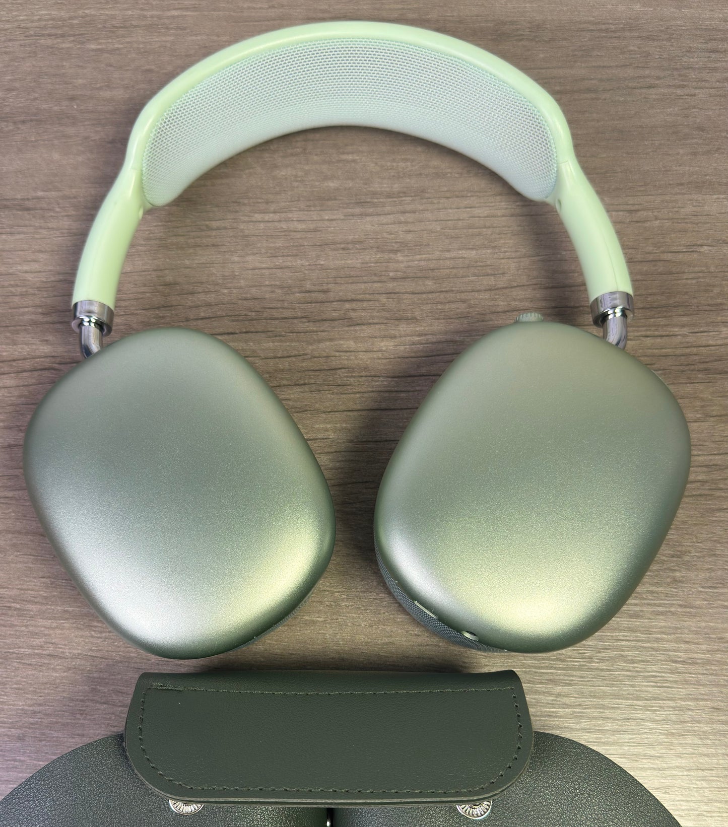 AirPods Max-Style Wireless Headphones – AAA Edition