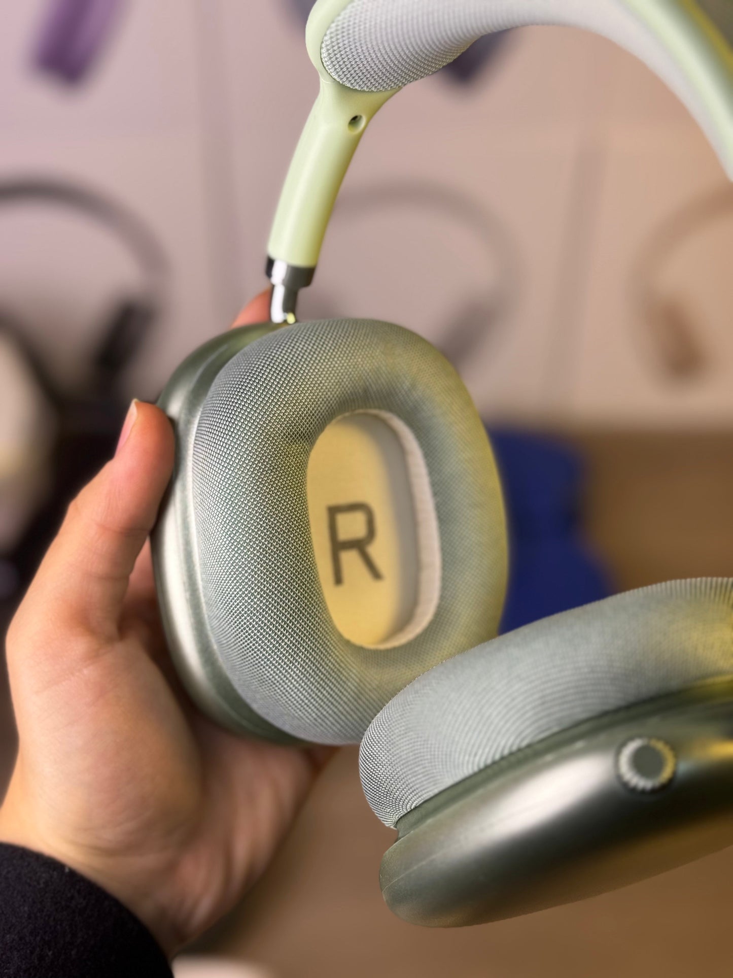 AirPods Max-Style Wireless Headphones – AAA Edition