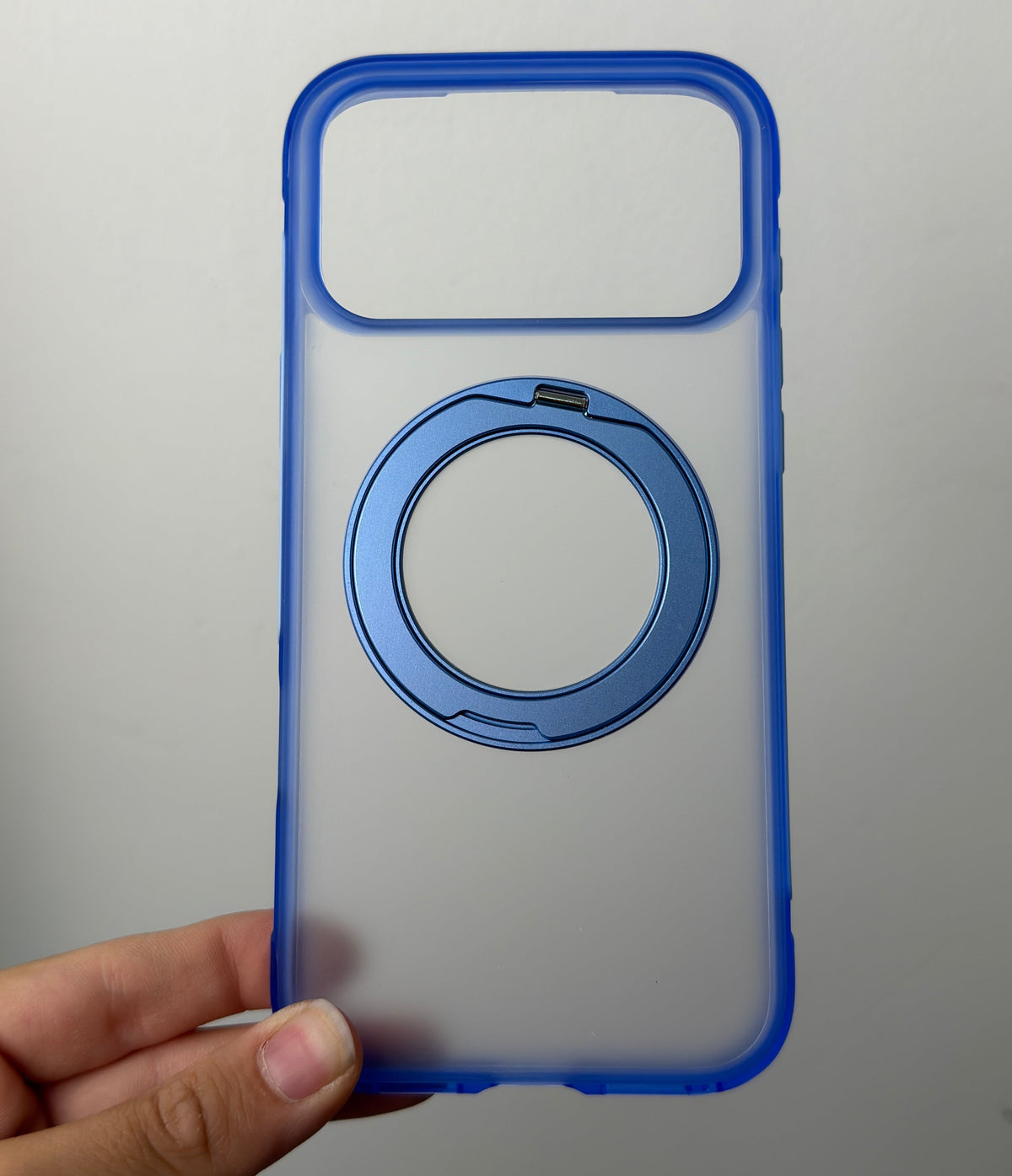 DKG airbag case - side profile showing raised screen lip