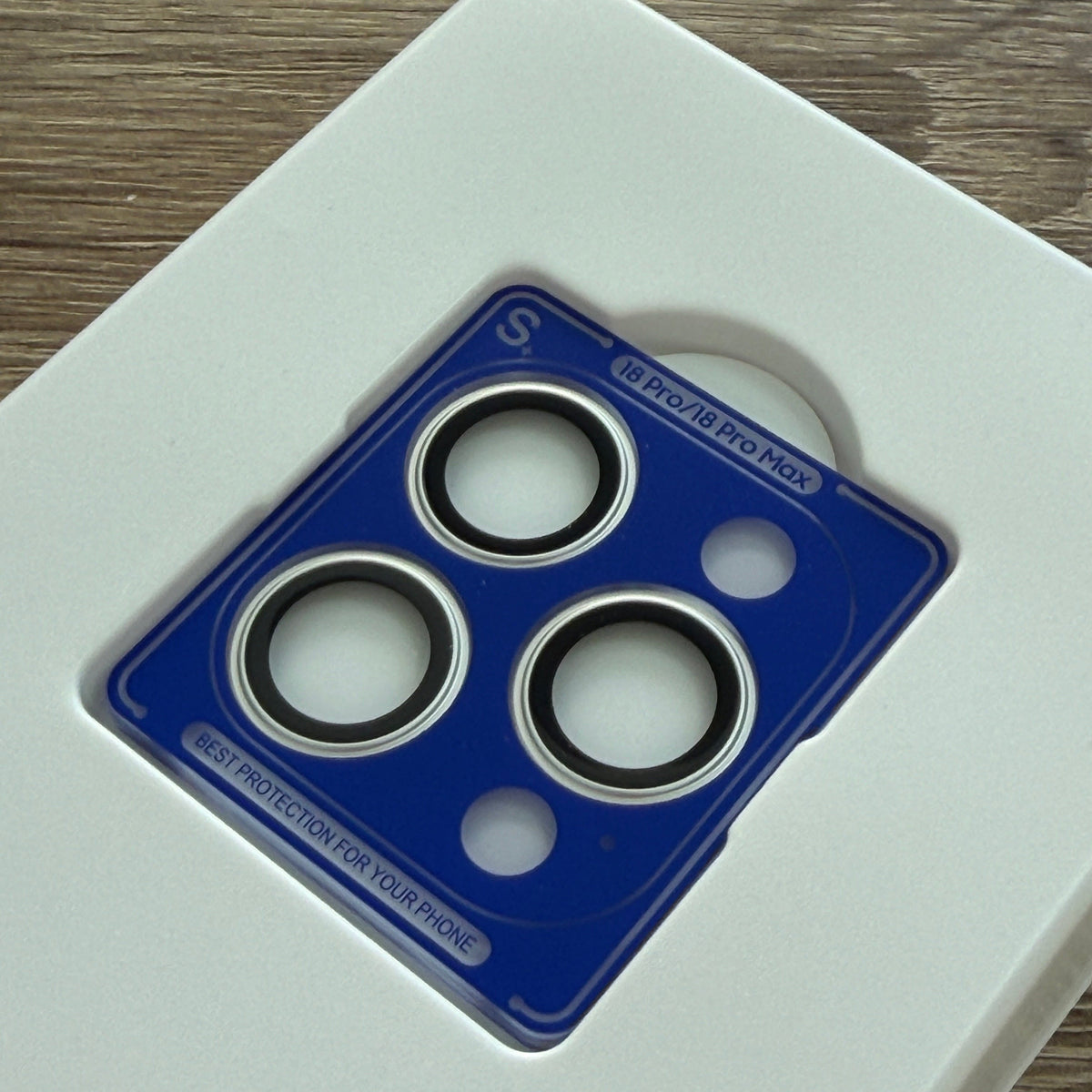 LITO S+ lens protector with installation applicator