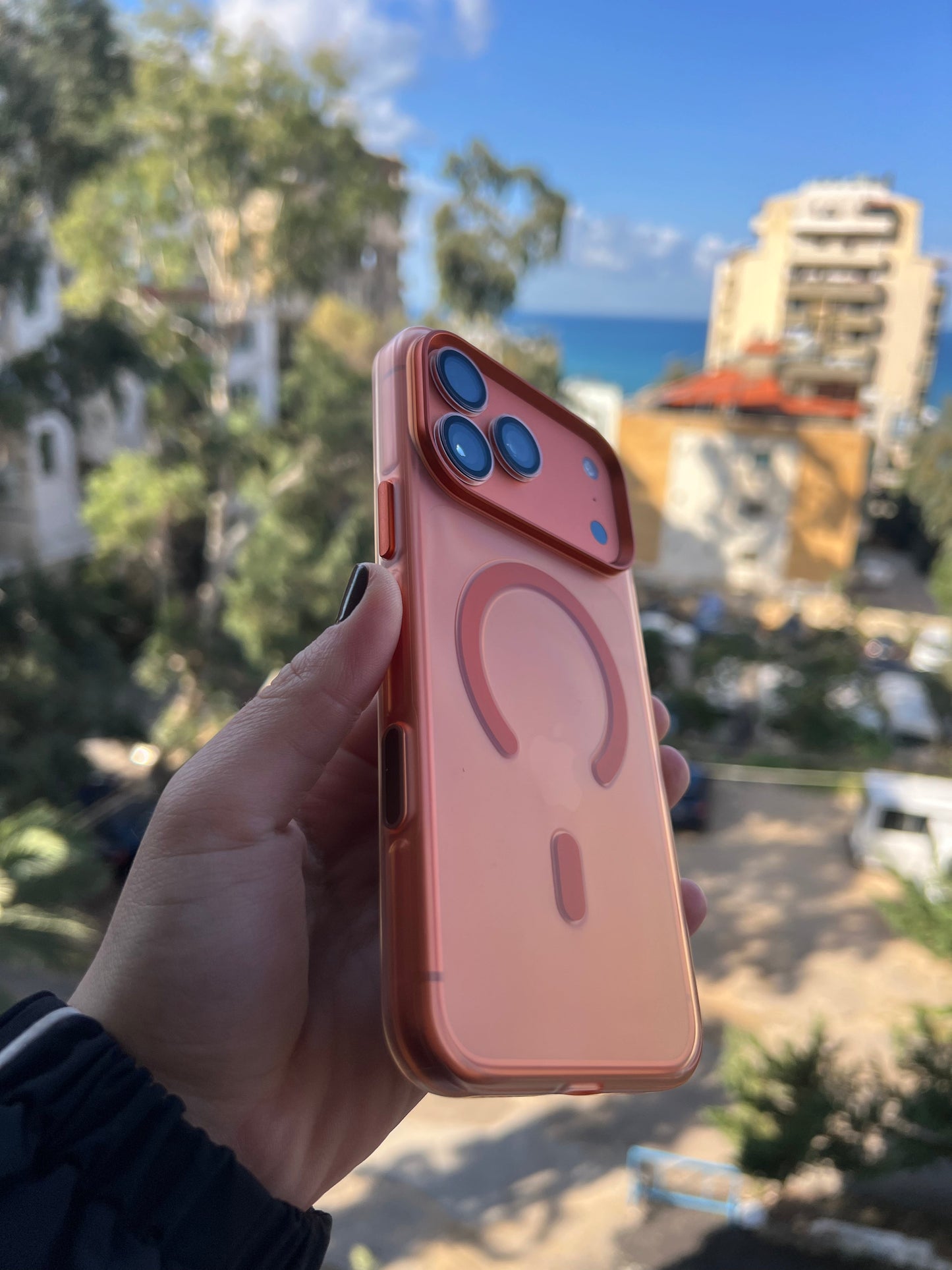 KZDOO iPhone 17 Pro & Pro Max matguard Case (MagSafe)