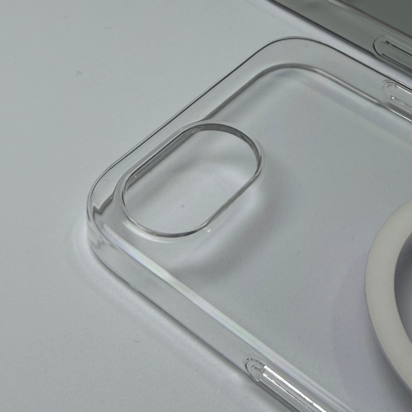 Berlia iPhone 16E Magnetic Clear Cover – Slim MagSafe Compatible Case