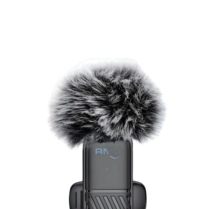 Portable Plokama VM-20 wireless microphone for vlogging and interviews
