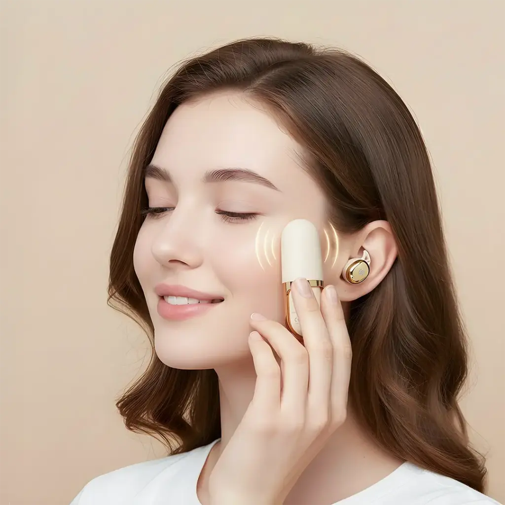 Porodo Soundtec Dream TWS Earbuds with LED charging indicator.
